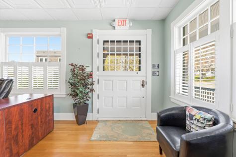 439 York Street York ME 03909