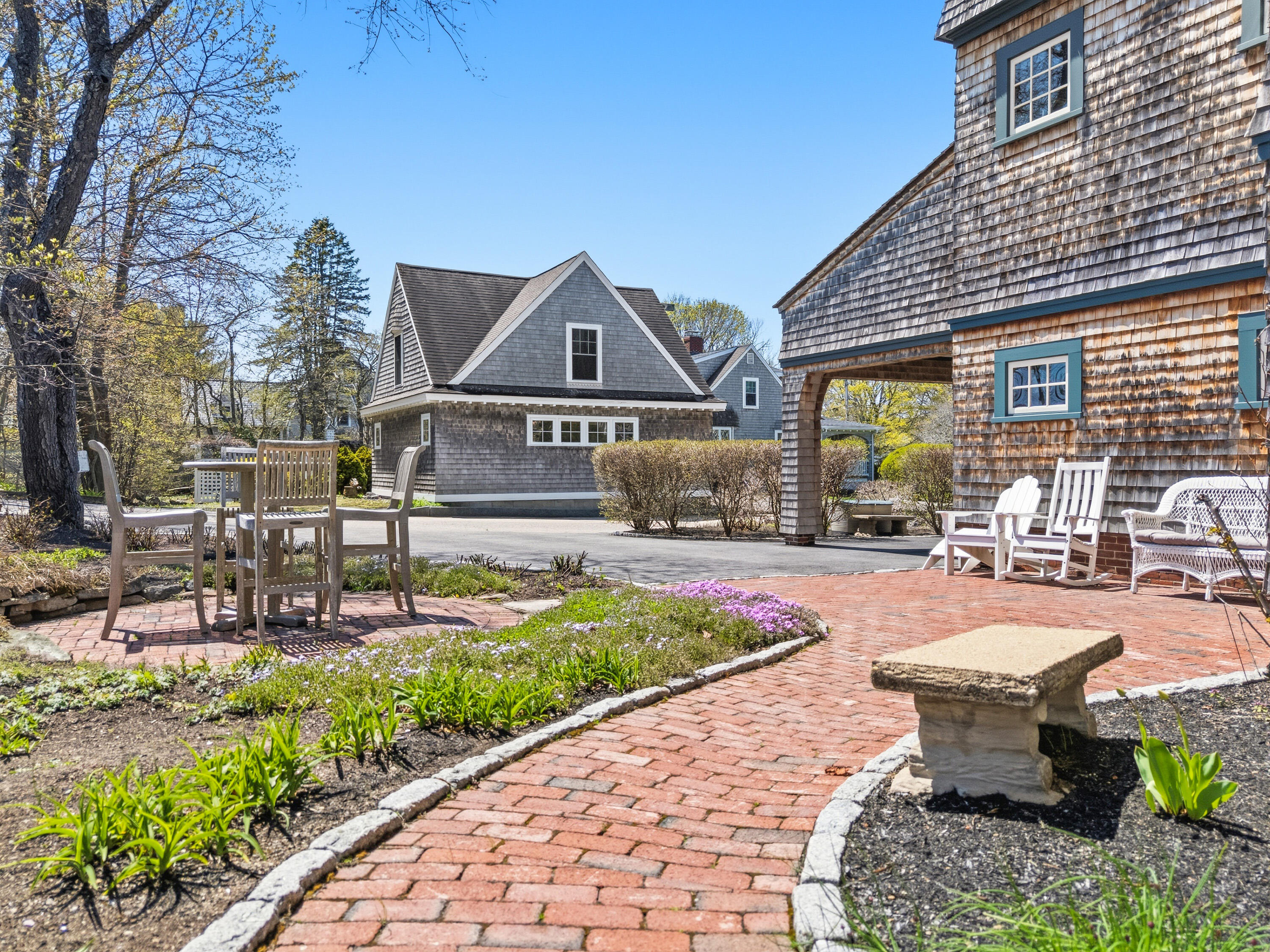 439 York Street York ME 03909