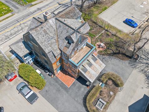 439 York Street York ME 03909