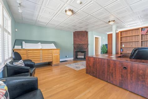 439 York Street York ME 03909