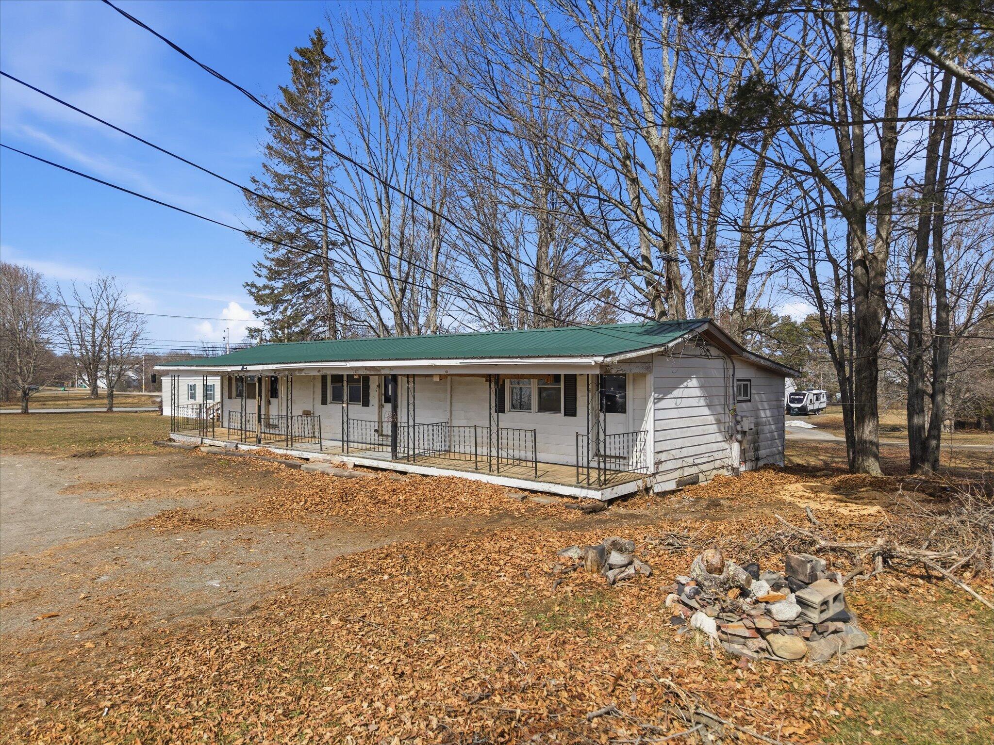 272 Main Street Corinth ME 04427
