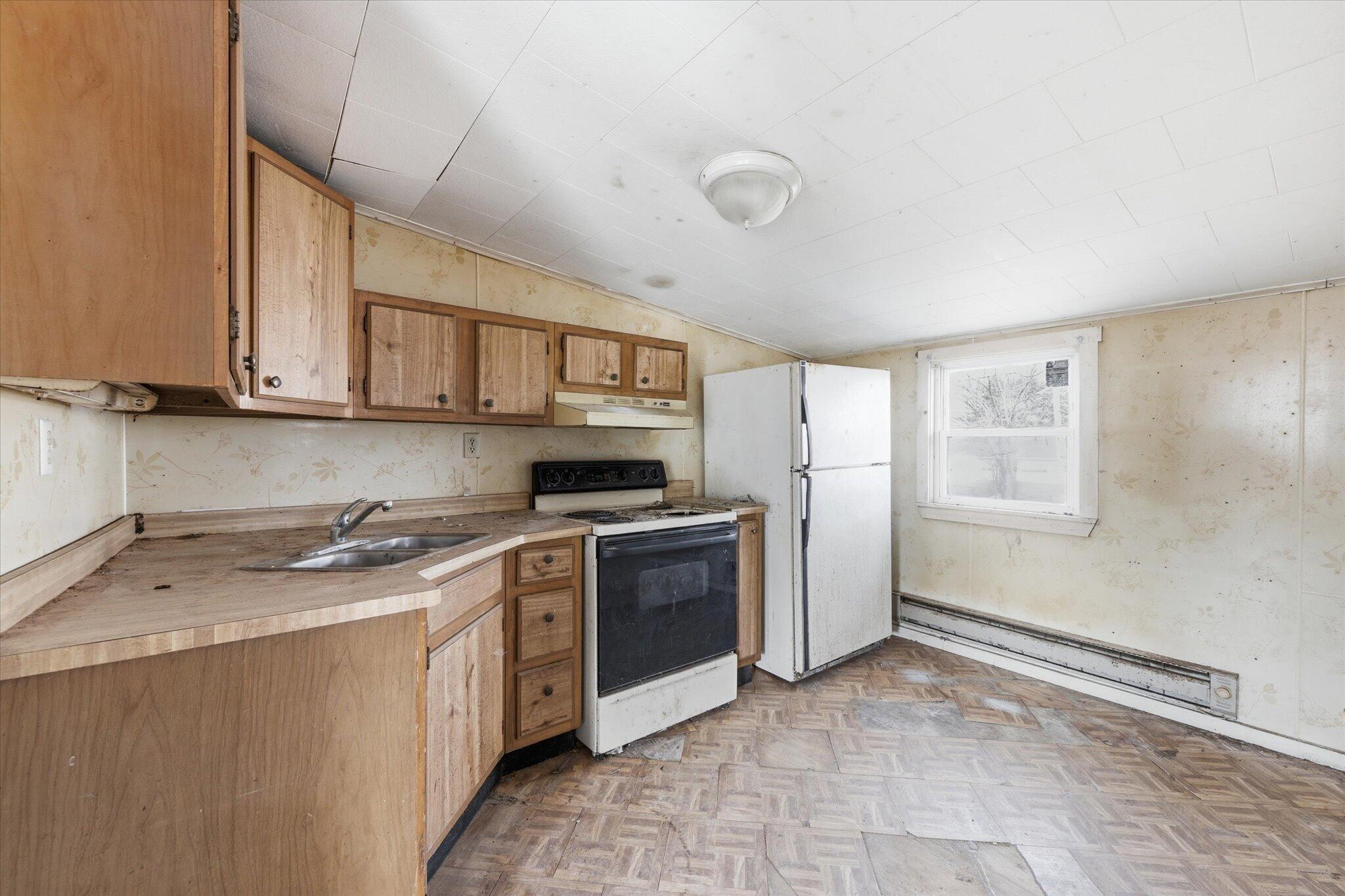 272 Main Street Corinth ME 04427