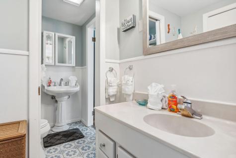 7 Cappys Lane York ME 03909