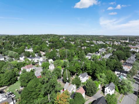 207 Warren Street Bangor ME 04401