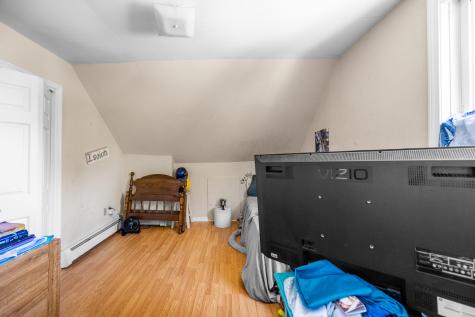 207 Warren Street Bangor ME 04401