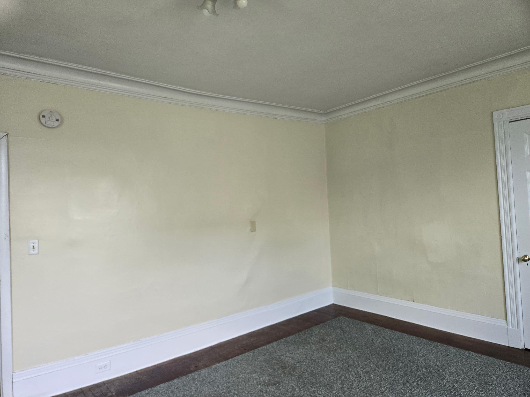 92 Pine Street Lewiston ME 04240