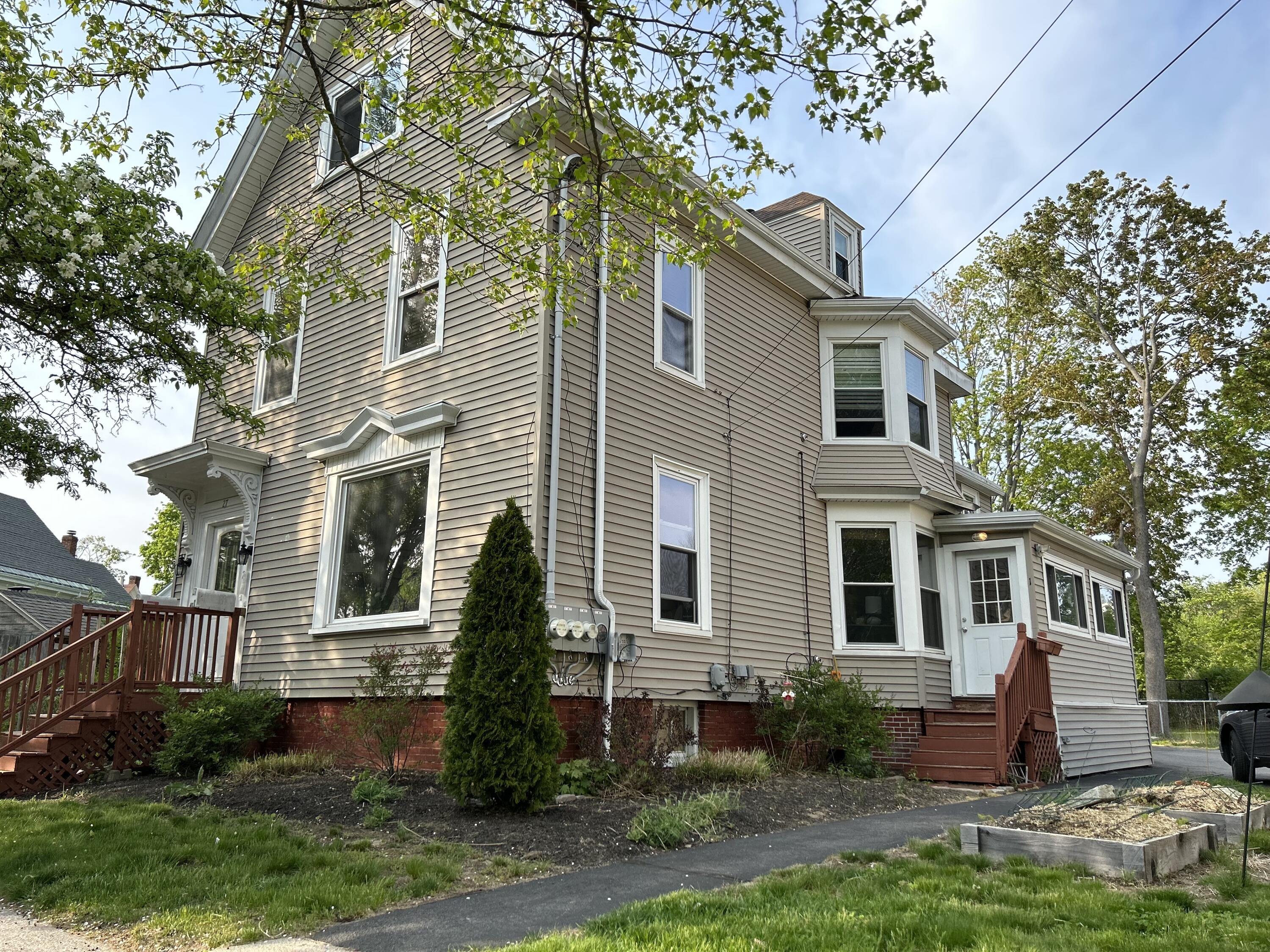 27 Brentwood Street Portland ME 04103