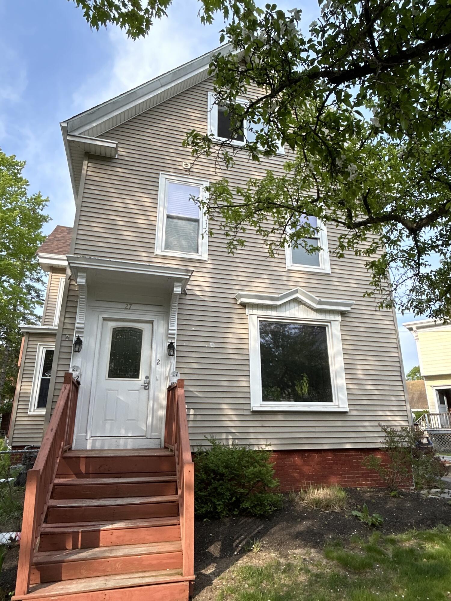 27 Brentwood Street Portland ME 04103