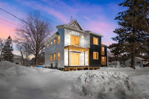 8 Thomas Street Madison ME 04950