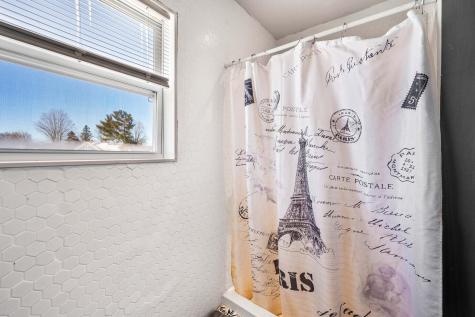 8 Thomas Street Madison ME 04950