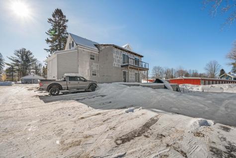 8 Thomas Street Madison ME 04950