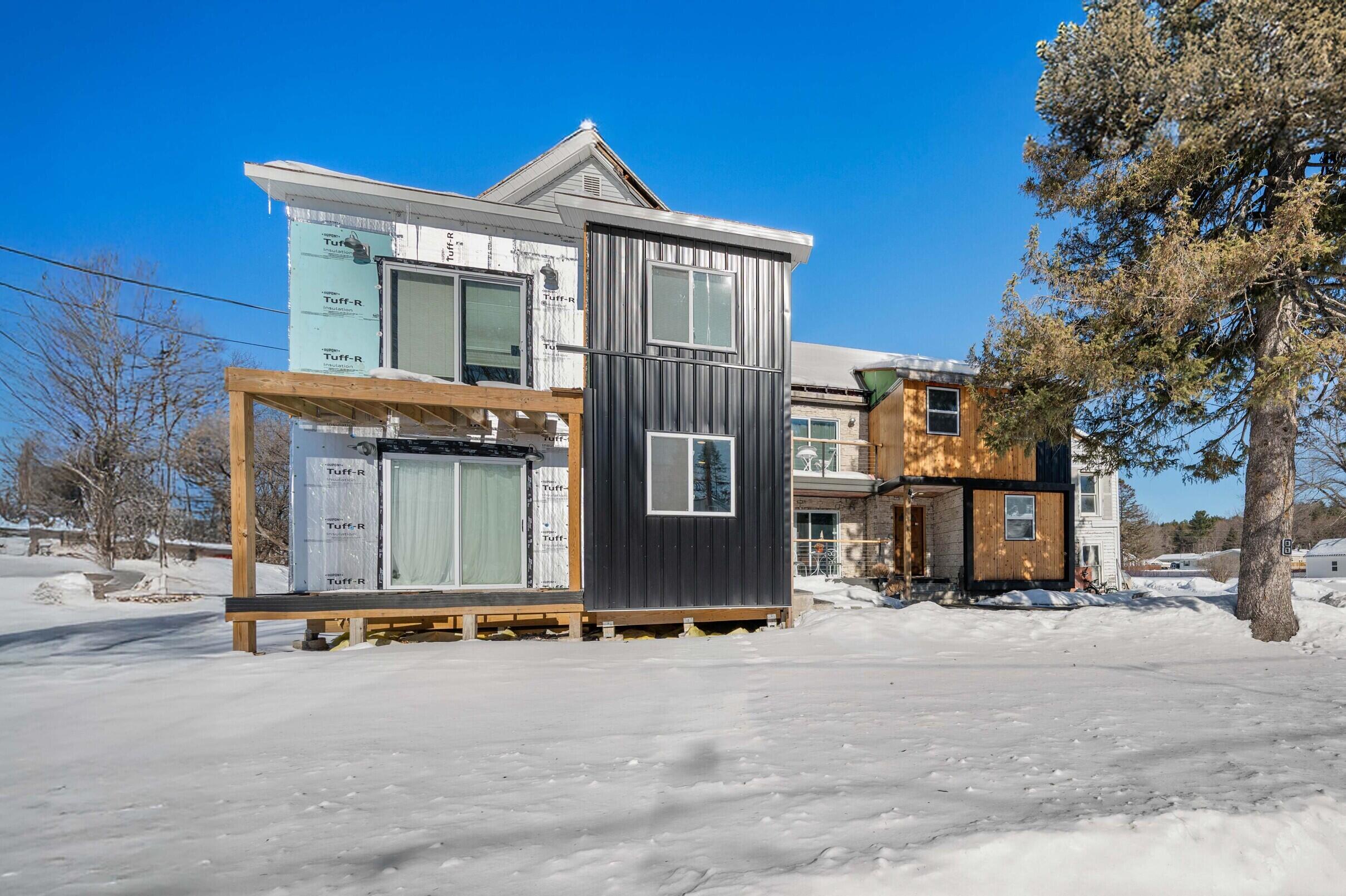 8 Thomas Street Madison ME 04950