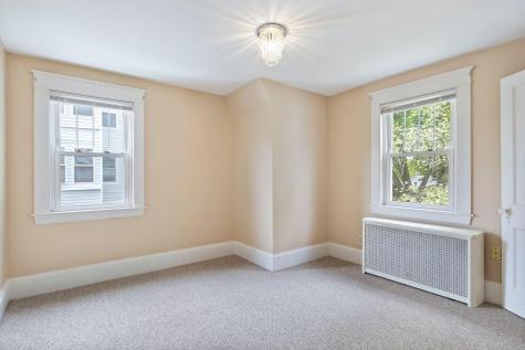 19 Harding Street Biddeford ME 04005