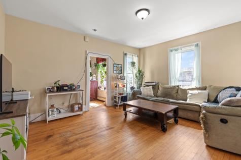 35 Union Street Auburn ME 04210