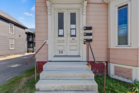 35 Union Street Auburn ME 04210