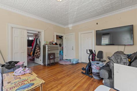 35 Union Street Auburn ME 04210