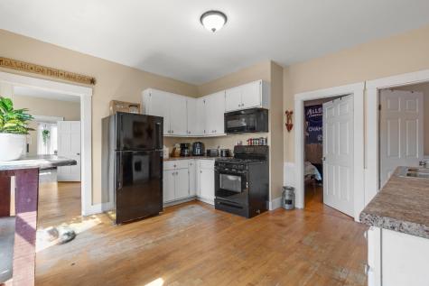 35 Union Street Auburn ME 04210