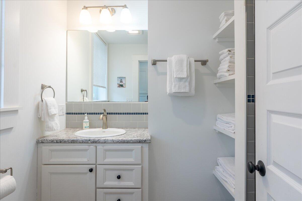 40 Atlantic Avenue Boothbay Harbor ME 04538