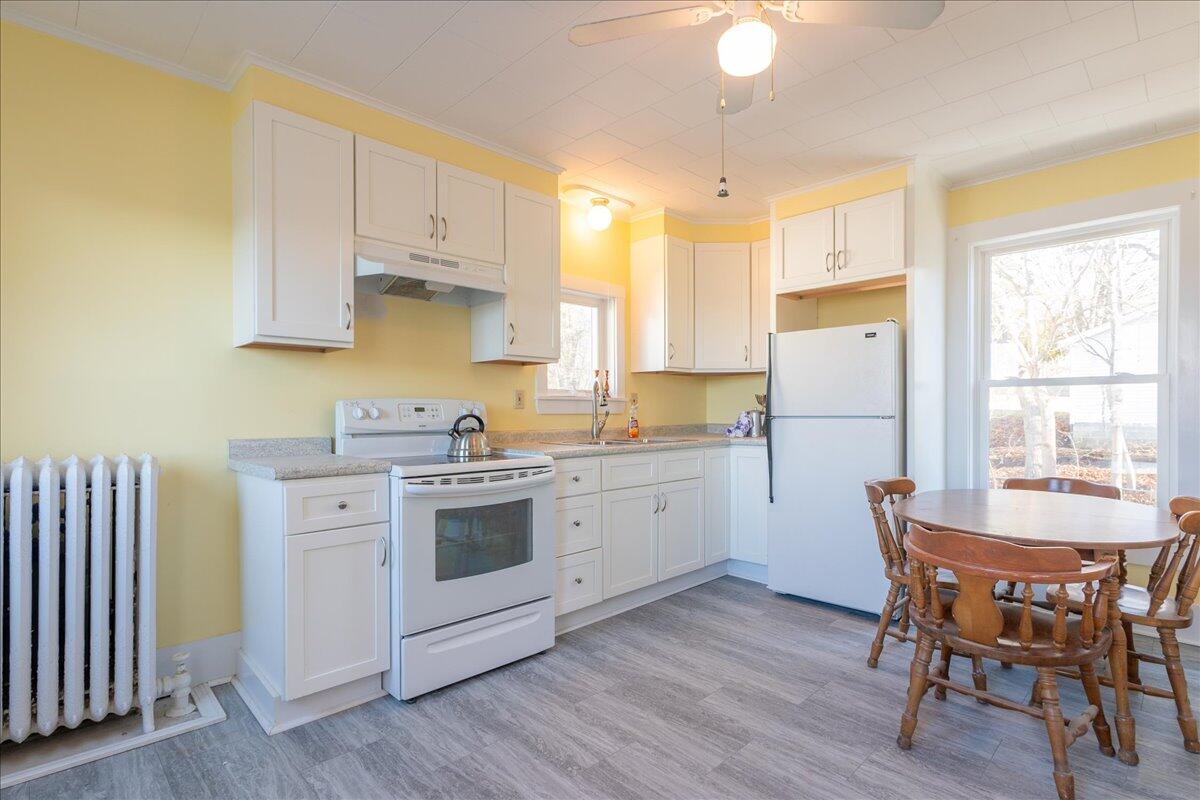 40 Atlantic Avenue Boothbay Harbor ME 04538