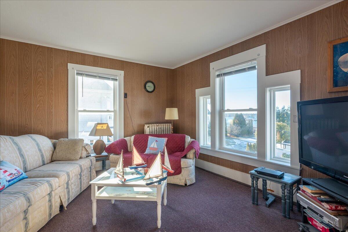 40 Atlantic Avenue Boothbay Harbor ME 04538