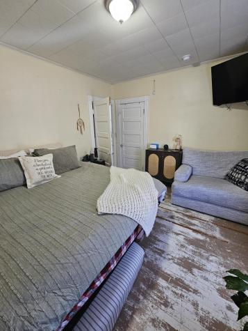 243 East Avenue Lewiston ME 04240