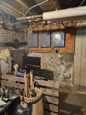 243 East Avenue Lewiston ME 04240