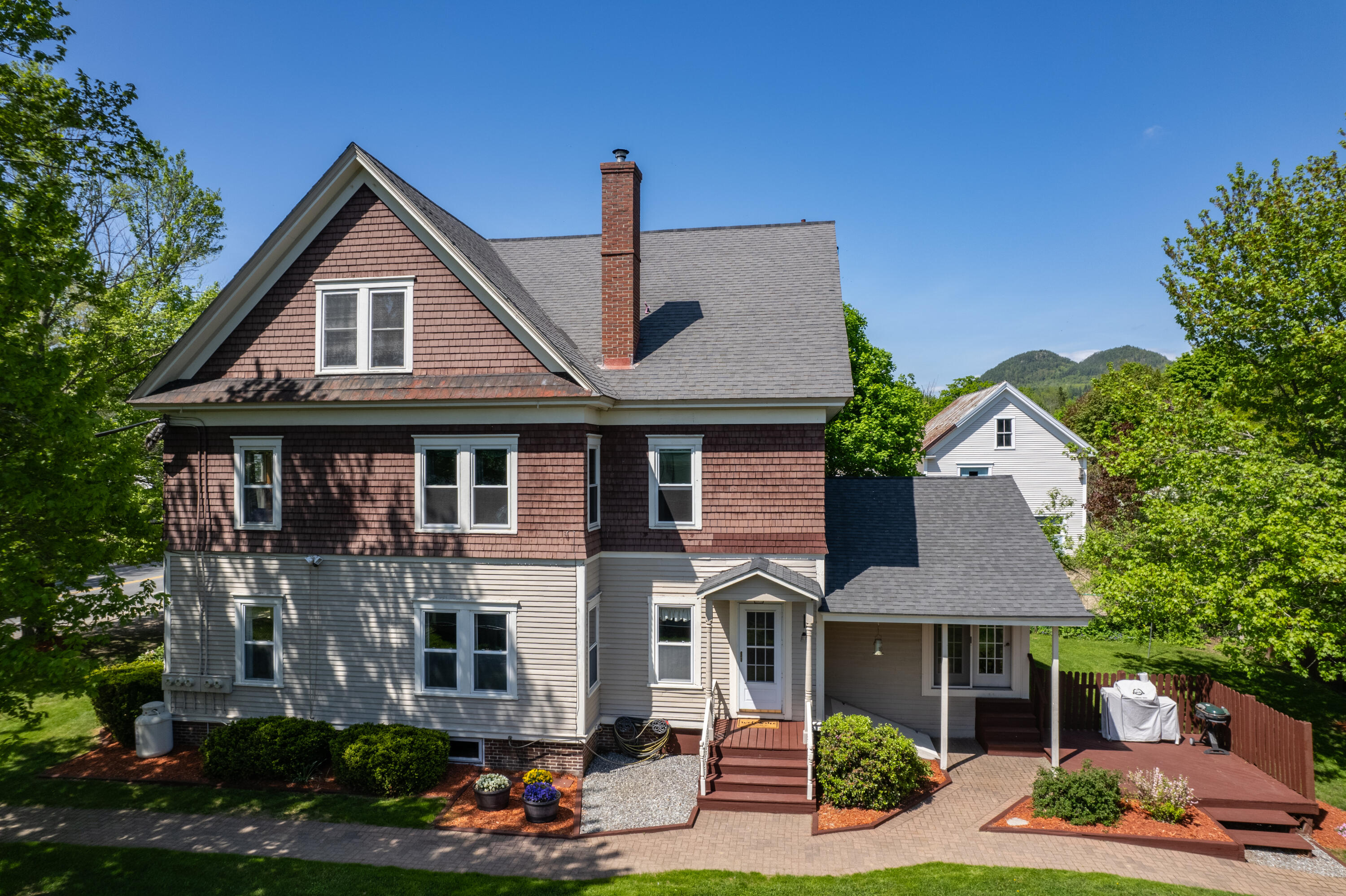 31 Weld Street Dixfield ME 04224