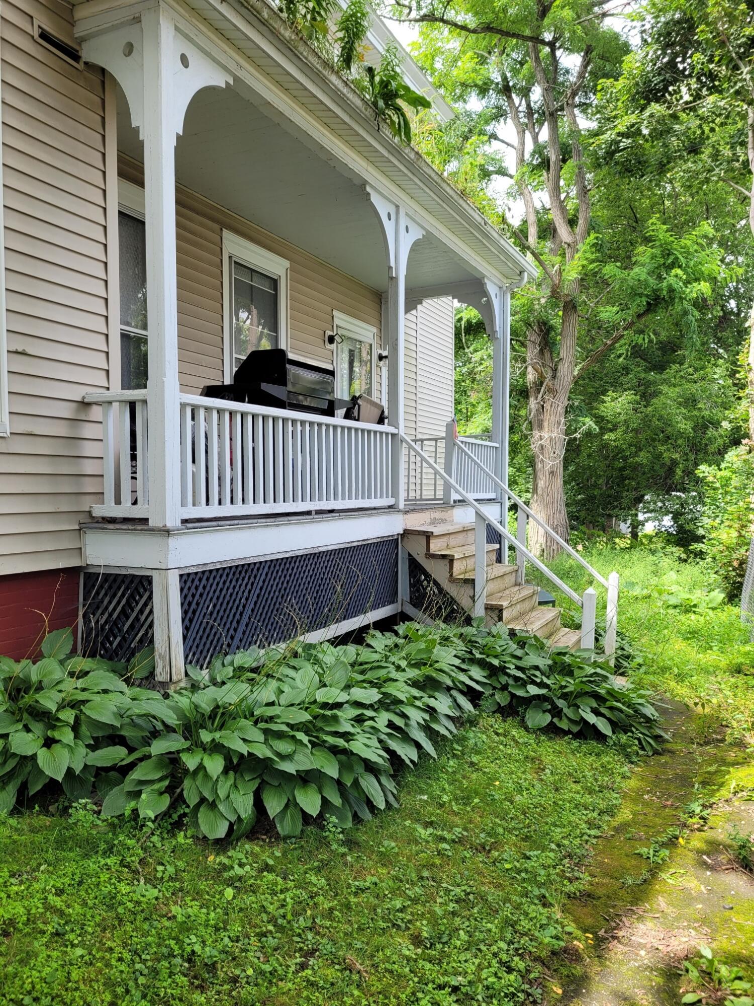 39 Central Street Gardiner ME 04345