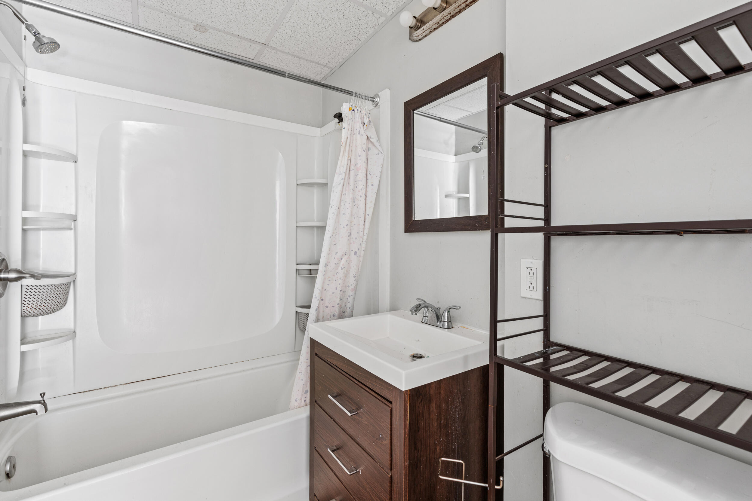 174 Bartlett Street Lewiston ME 04240