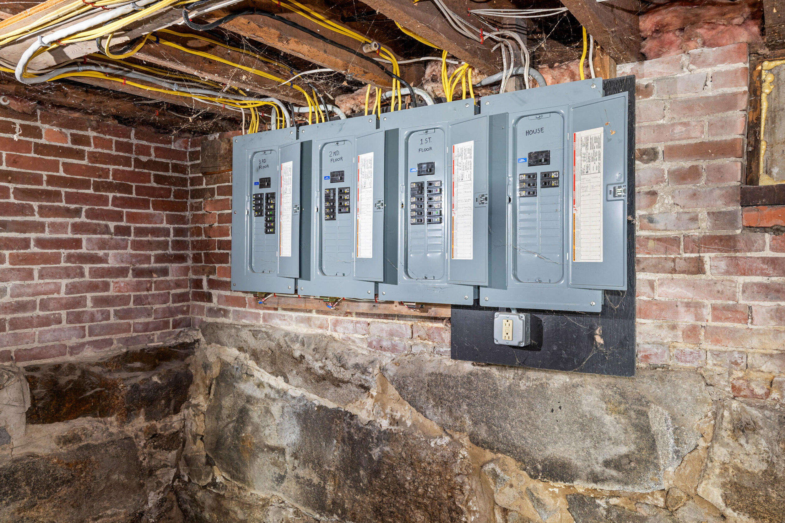 174 Bartlett Street Lewiston ME 04240