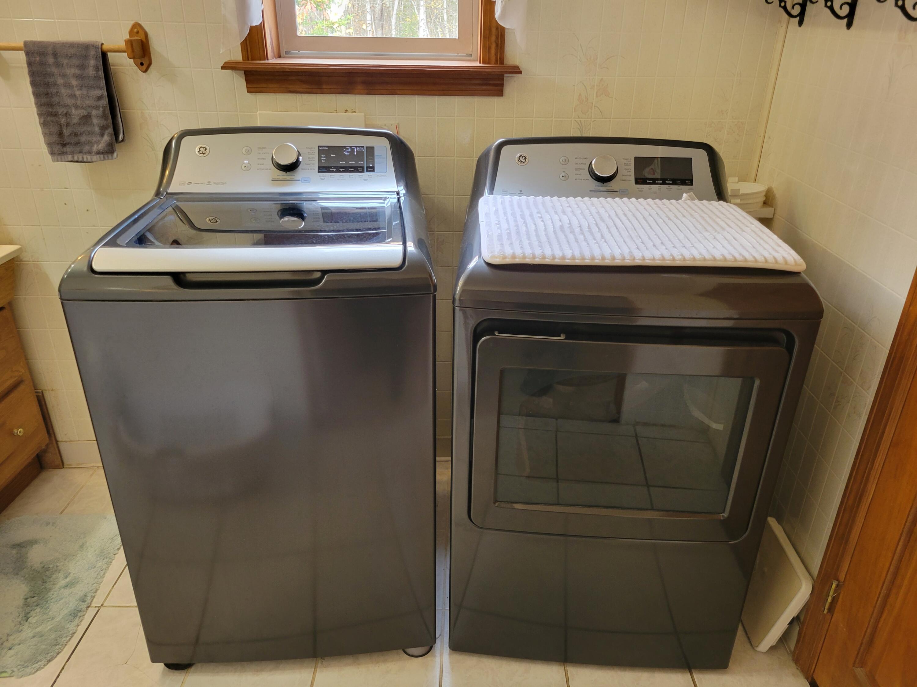 46-48 Overfar Way Hermon ME 04401