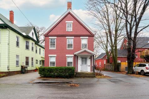 9 Willow Street Auburn ME 04210