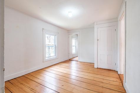6 Narragansett Street Gorham ME 04038