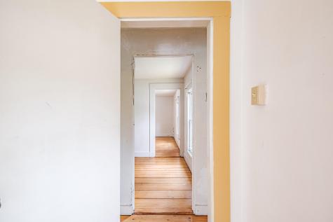 6 Narragansett Street Gorham ME 04038
