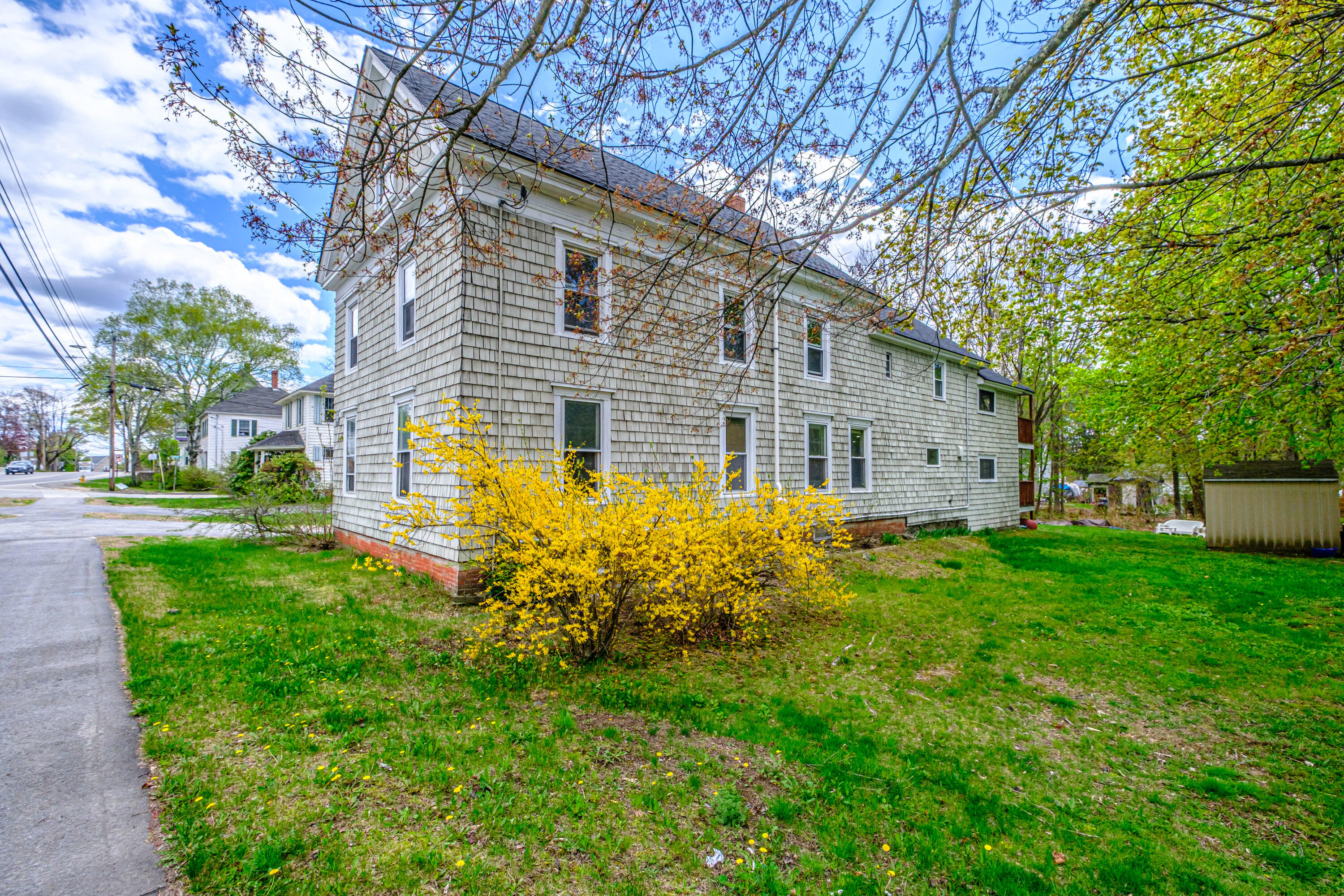6 Narragansett Street Gorham ME 04038