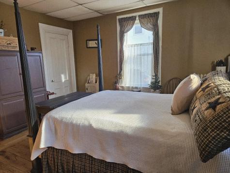 23 Western Avenue Waterville ME 04901