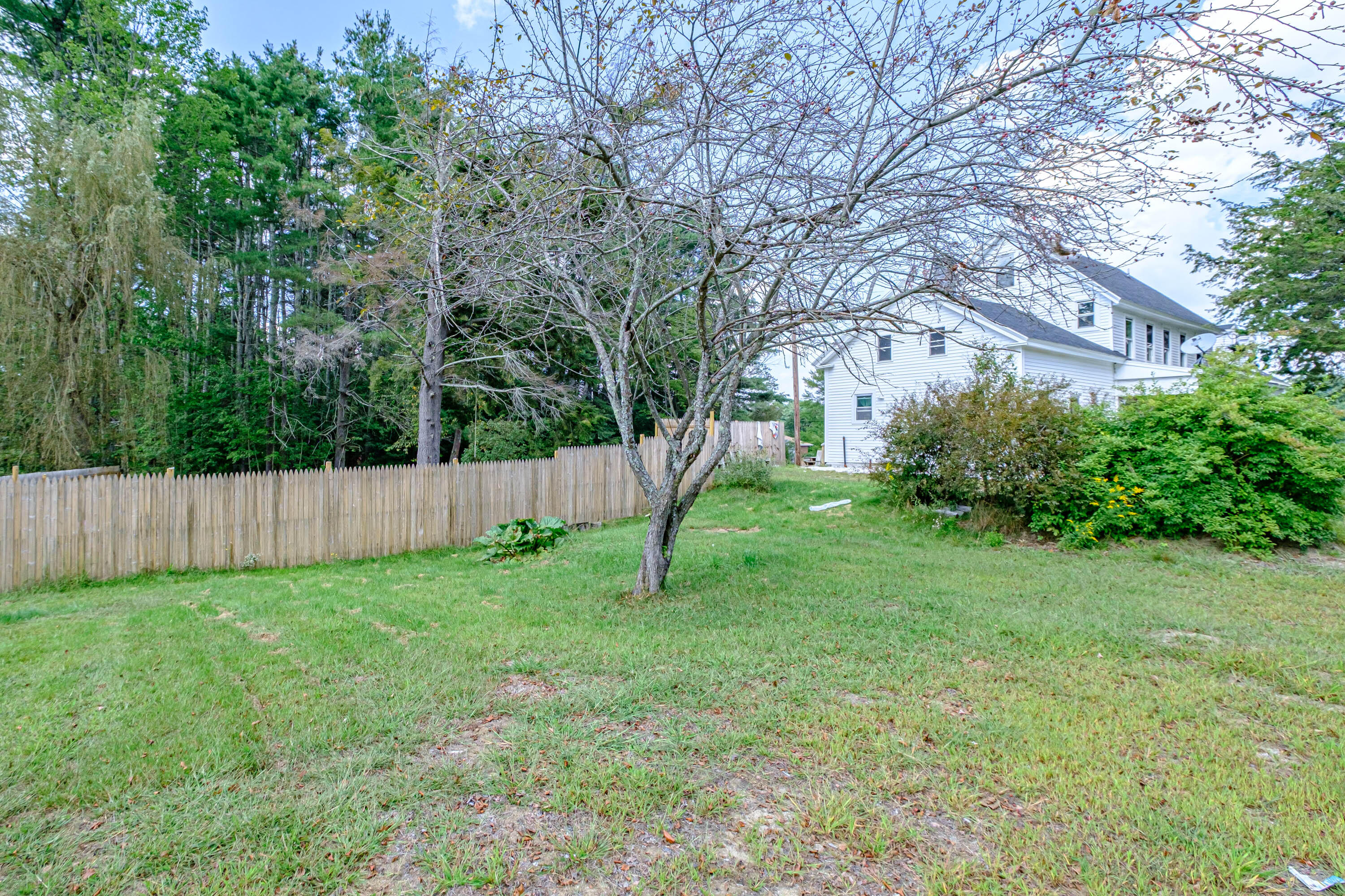 178 Main Street Lisbon ME 04252