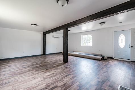 178 Main Street Lisbon ME 04252