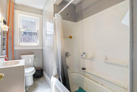 154 Madison Street Auburn ME 04210