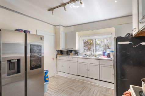 154 Madison Street Auburn ME 04210