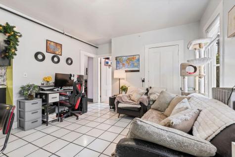 9 C Street Portland ME 04102