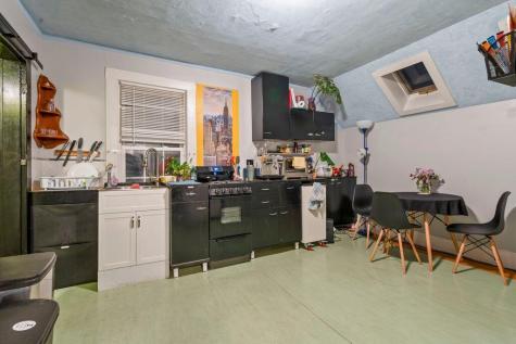 9 C Street Portland ME 04102