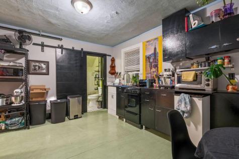 9 C Street Portland ME 04102