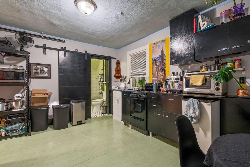 9 C Street Portland ME 04102