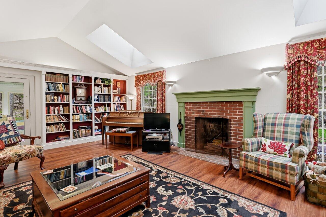 86 Josiah Norton Road York ME 03902