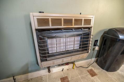 1186 Eastern Avenue Chelsea ME 04330