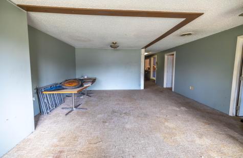 1186 Eastern Avenue Chelsea ME 04330