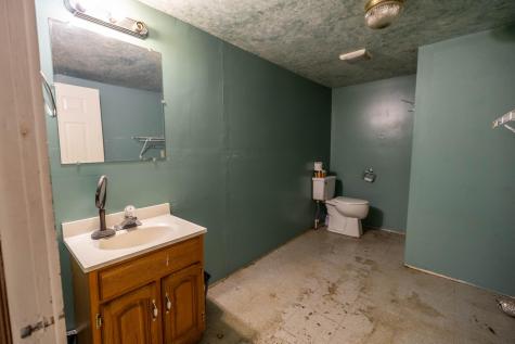 1186 Eastern Avenue Chelsea ME 04330