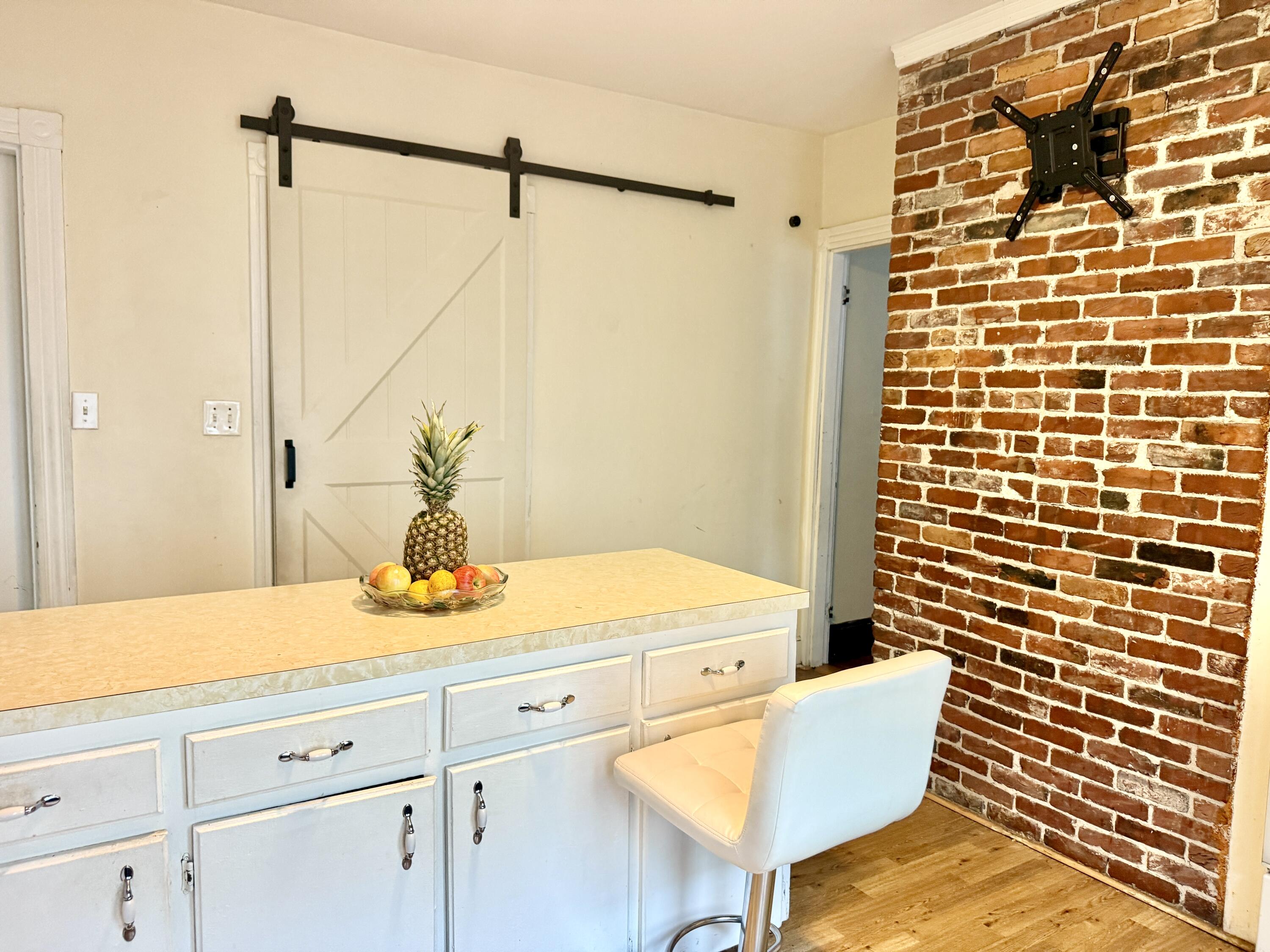 1542 Congress Street Portland ME 04102