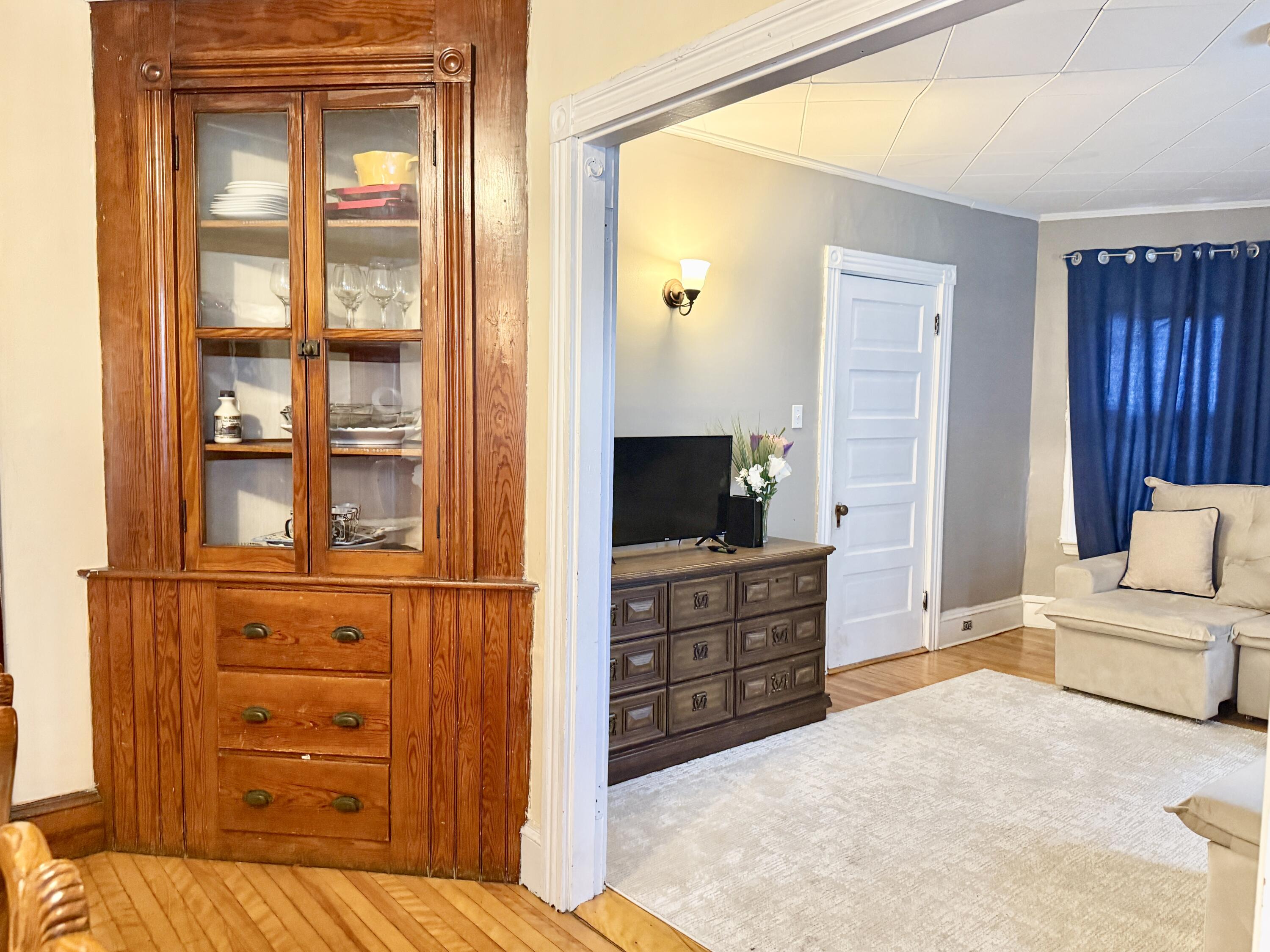 1542 Congress Street Portland ME 04102